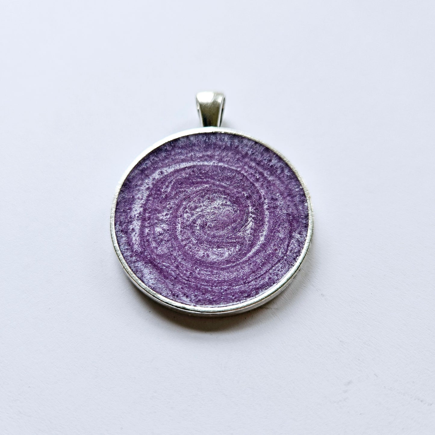 Lilac Round Pet Tag